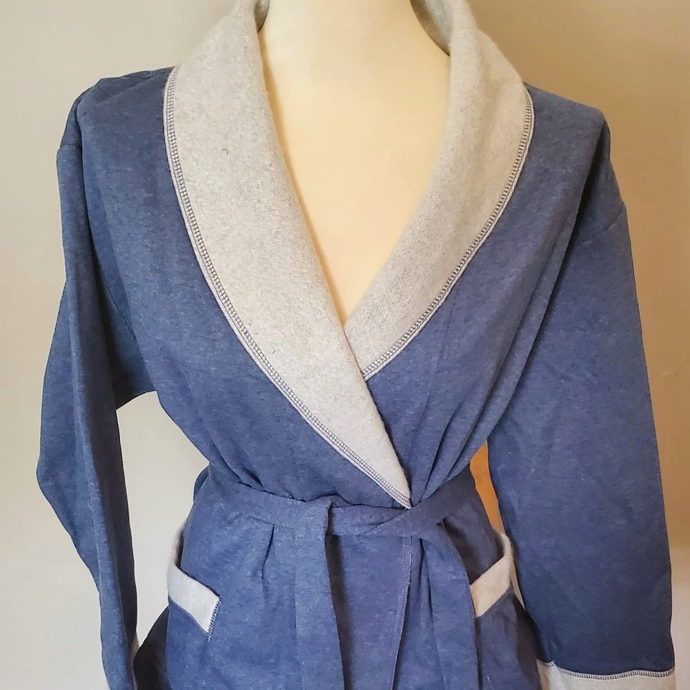 NWT! Nordstrom long-sleeve wrap robe - Size M/L